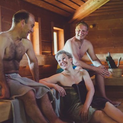 Gäste in der Sauna